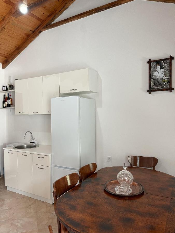 Lakeview Apartments Jolicic فيربازار المظهر الخارجي الصورة